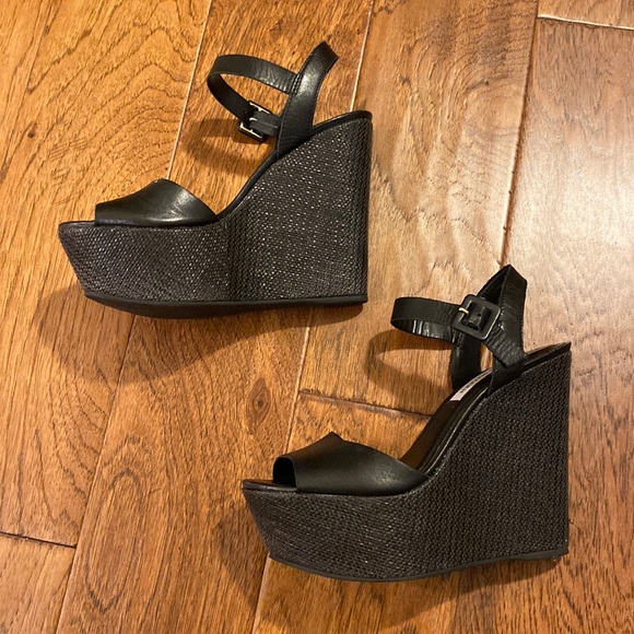 Steve Madden Shoes - 🌷STEVE MADDEN